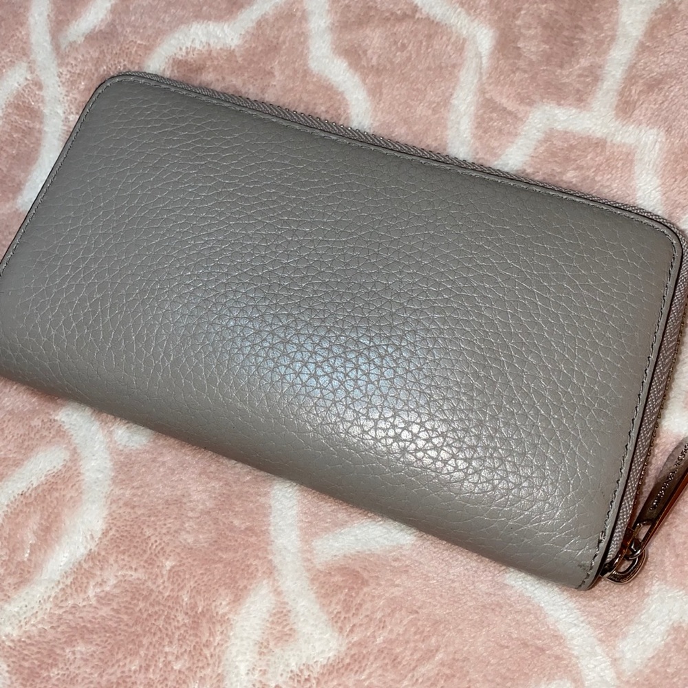 Michael Kors Gray Wallet - Picture 2 of 7